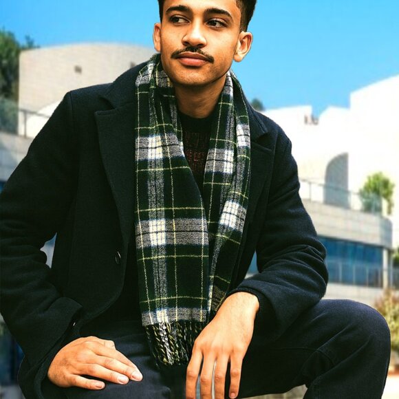 CHRISTIAN DIOR Monsieur Classic Tartan Plaid Lambswool Scarf NEW - Picture 1 of 3